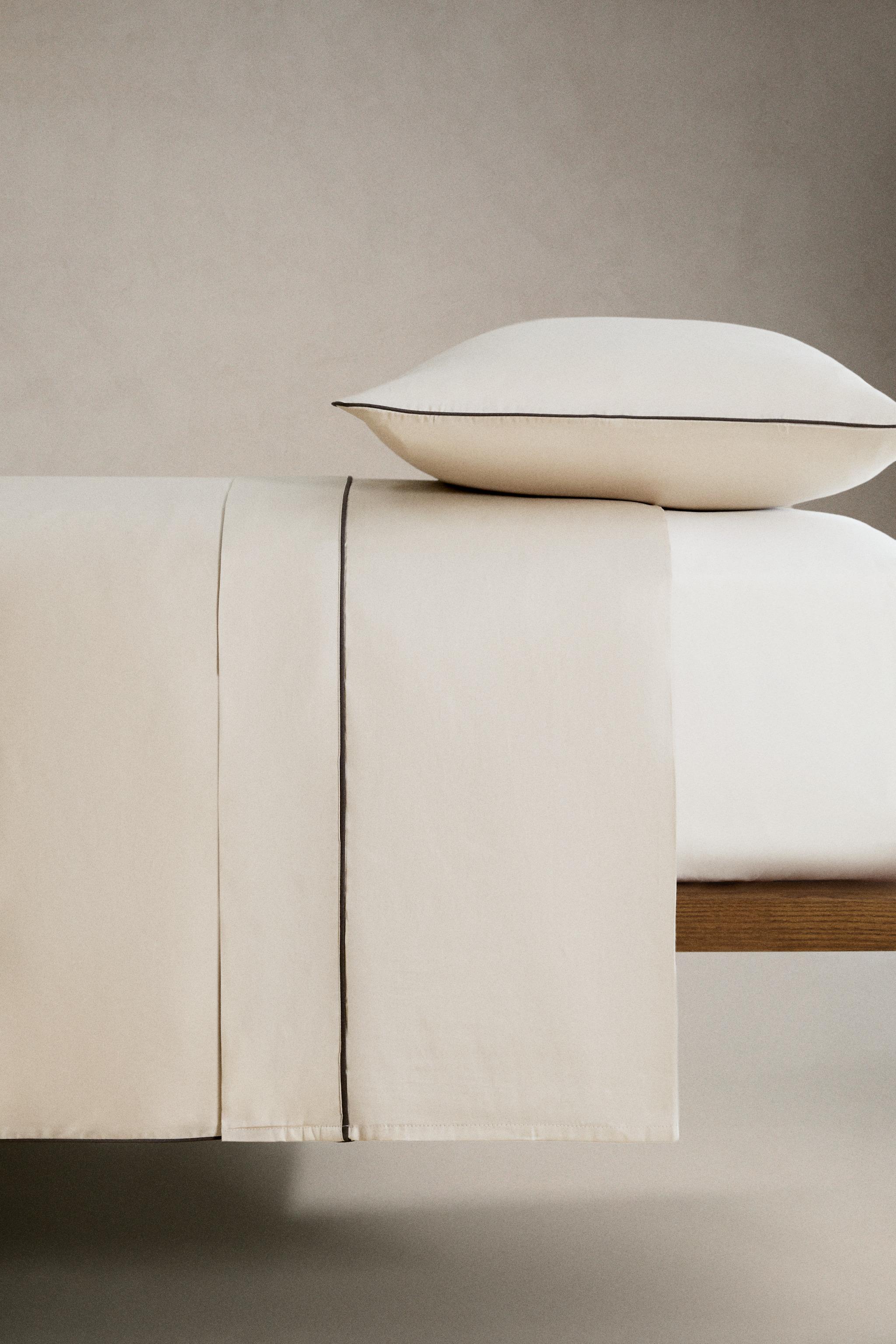 HOUSSE DE COUETTE SATIN PASSEPOIL